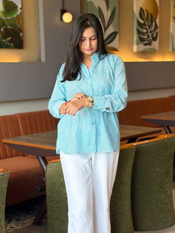 shirt-light-blue-lining